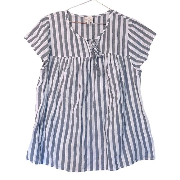 St. John's Bay Tops - St. John's bay gray striped tassel Top size 0X